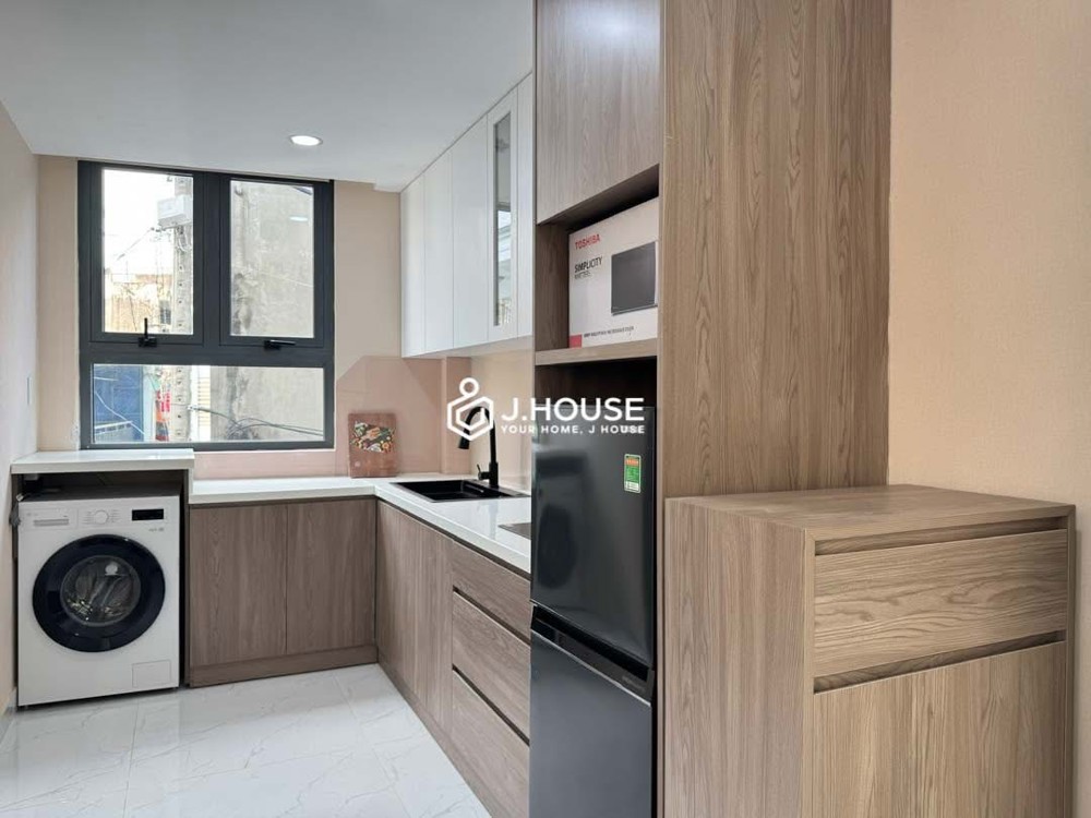 Cho thuê phòng studio tách bếp mới khai trương ngay công viên lê thị riêng, Tân Bình