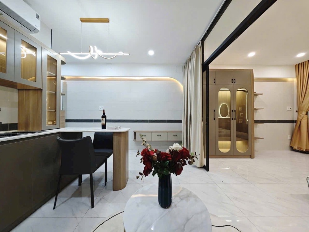 Cho thuê phòng studio tách bếp gần sân bay Tân Sơn Nhất, Tân Bình