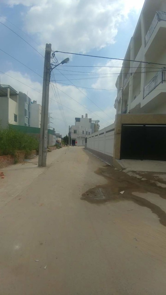 Cho Thuê Phòng Trọ 30m2 có máy lạnh Ngay Đg 22 p. Linh Đông - Hẻm oto, giờ giấc tự do giá 4tr