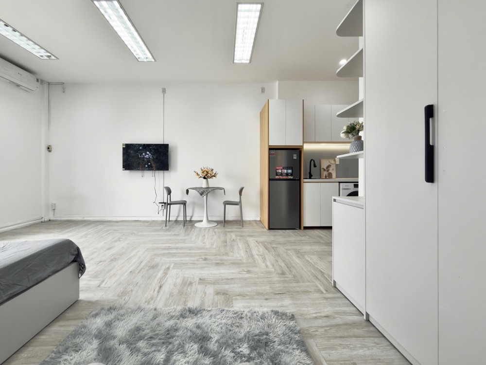 CĂN HỘ STUDIO BAN CÔNG 40M2 NGAY HỌC VIỆN HÀNG KHÔNG - TÂN BÌNH