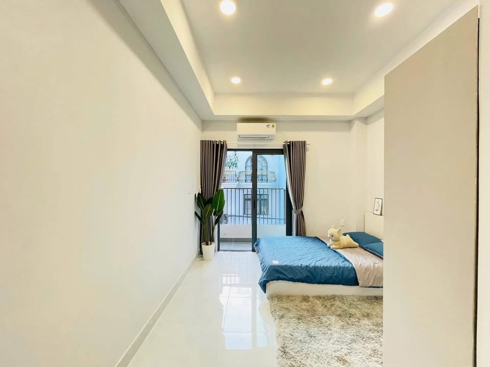 Cho thuê phòng studio thoáng mát hiện đại ngay nhà ga T3, Quận Tân Bình