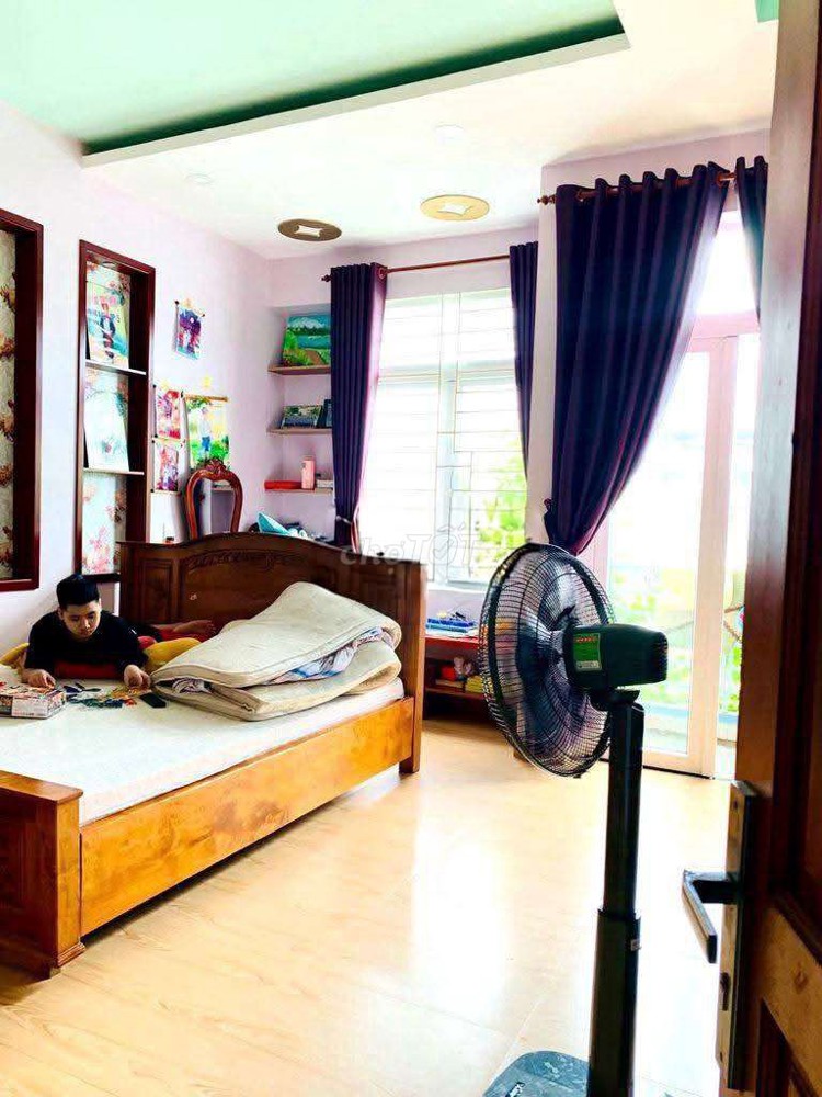 Cho thuê nhà hẻm ô tô Lê Văn Chí, Linh Trung – 3PN 3WC – full nội thất – 15tr/tháng