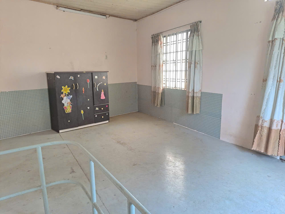 Cho thuê nhà Đường Kha vạn cân, P. Linh chiểu, DT 31m2 - 1 trệt 1 lầu, 1pn1wc Giá 6tr/tháng