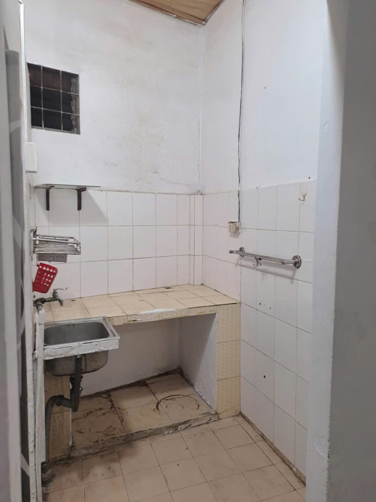 Cho thuê nhà Đường Kha vạn cân, P. Linh chiểu, DT 31m2 - 1 trệt 1 lầu, 1pn1wc Giá 6tr/tháng