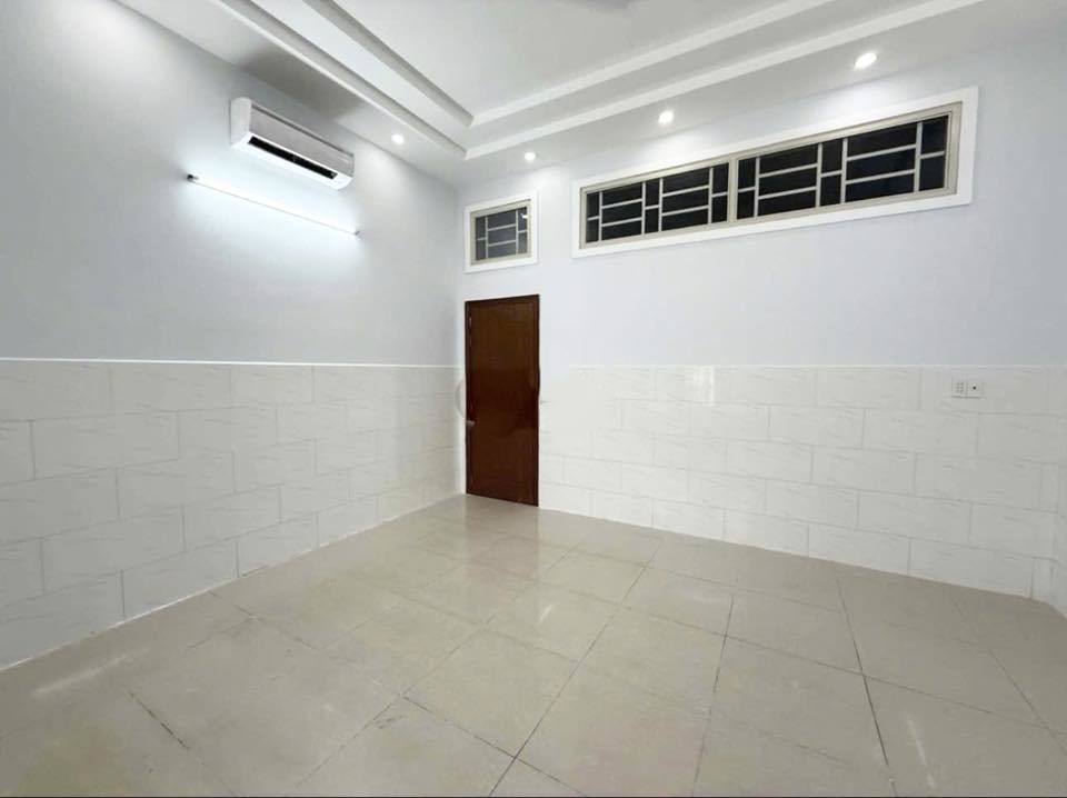 Cho Thuê Nhà 2PN-HXT Đường Số 9-Linh Tây, DT 100m2 gồm sân để xe, 2pn 3wc, sân sau giá 11tr/tháng