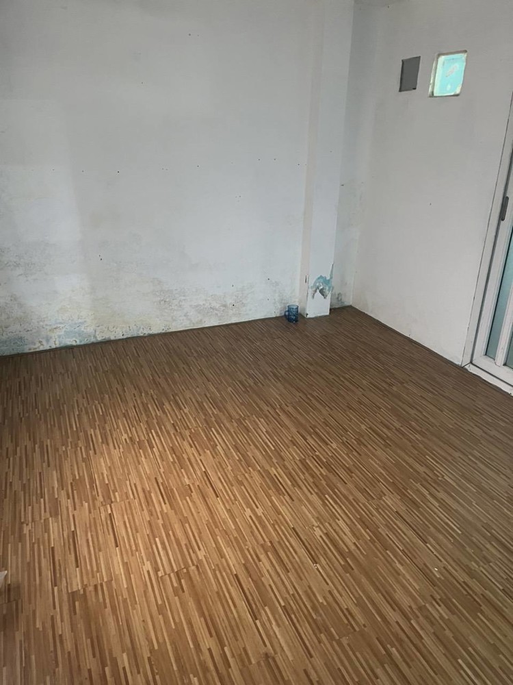 HO THUÊ NHÀ + KHO – Đầu Đường 26, P. LINH ĐÔNG. DT 120m2 Giá 11tr/tháng