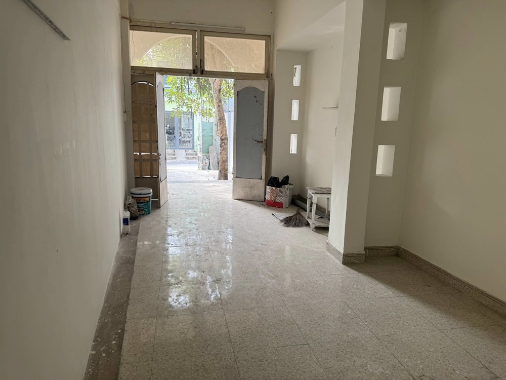 Cho thuê nhà cấp 4 Hẻm 92 đường số  2 - Trường Thọ Thủ Đức. DT 83m2 Gồm 1pn1wc + Sân Giá 7.5tr