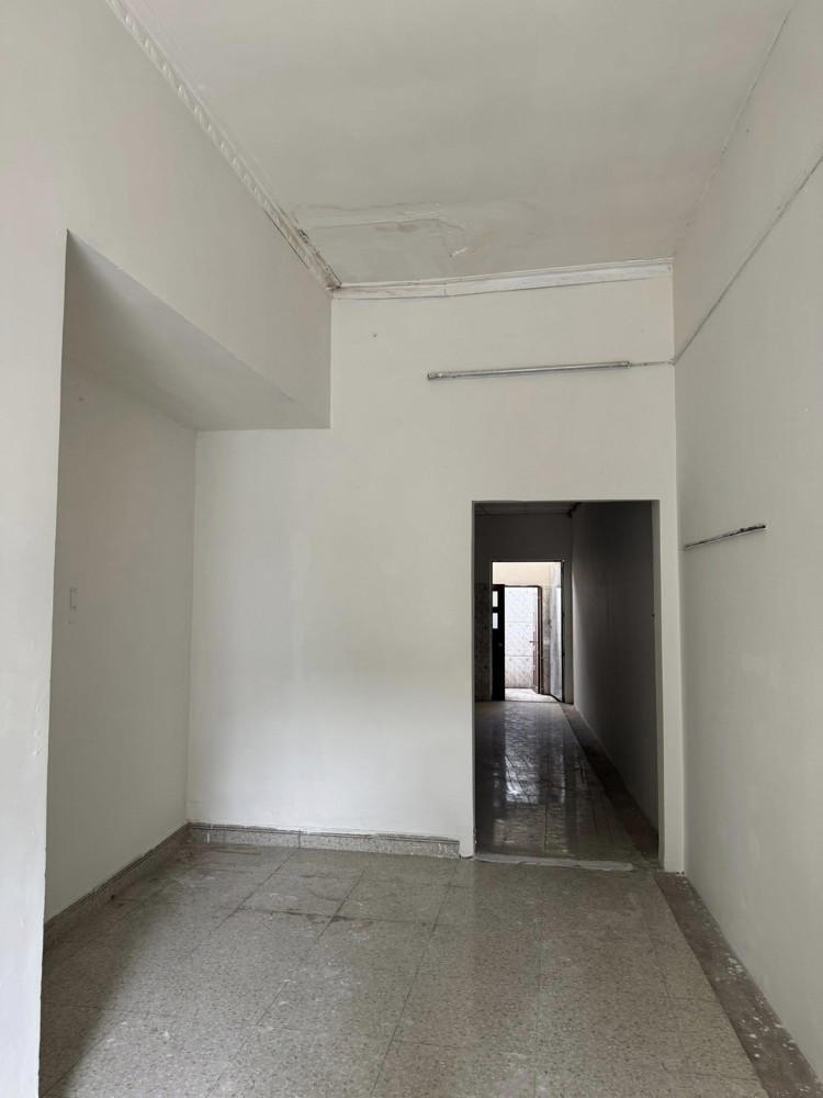 Cho thuê nhà cấp 4 Hẻm 92 đường số  2 - Trường Thọ Thủ Đức. DT 83m2 Gồm 1pn1wc + Sân Giá 7.5tr