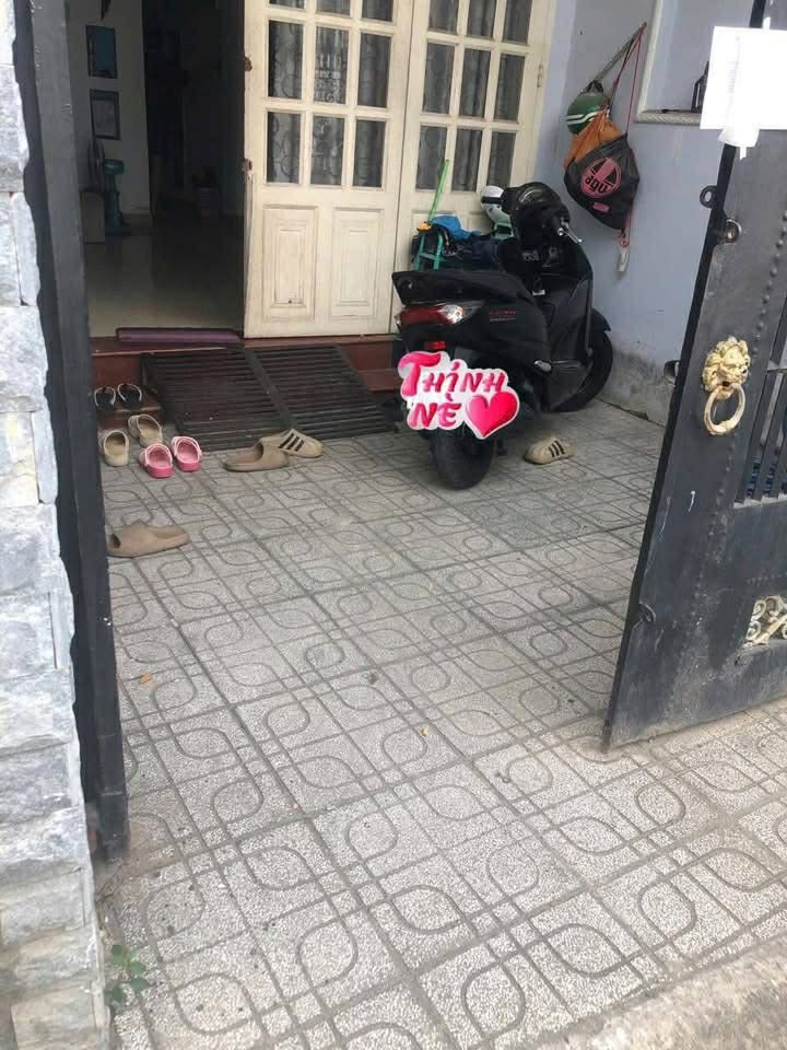 Cho thuê nhà nguyên căn đường số 18, P. Linh đông - DT 80m2 có 2pn1wc Giá 8tr/tháng