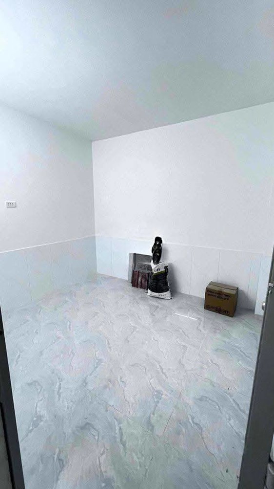 Cho Thuê Nhà Hẻm - Đường 11 Trường Thọ. Thủ Đức, 2 Tầng có 2pn2wc giá 8tr