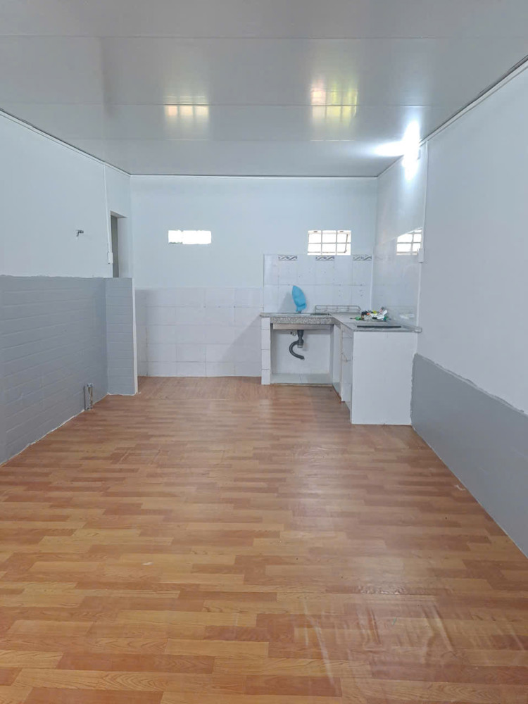 Nhà cho thuê Đường số 11, p. trường thọ. DT 60m2 Gồm 1pn1wc - 1pk, Nhà mát mẻ Giá 5tr/tháng