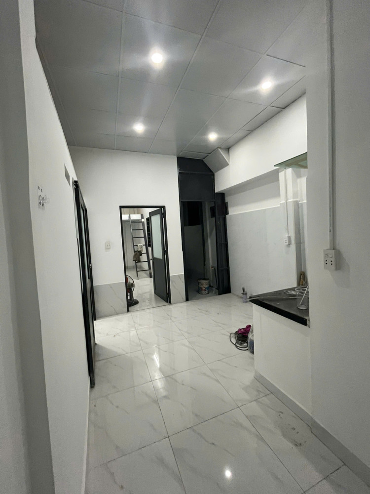 Cho thuê Nhà trong Cư Xá Việt thắng, DT 70m2 gồm 2PN-2WC,Nhà mới Giá 8TR/THÁNG