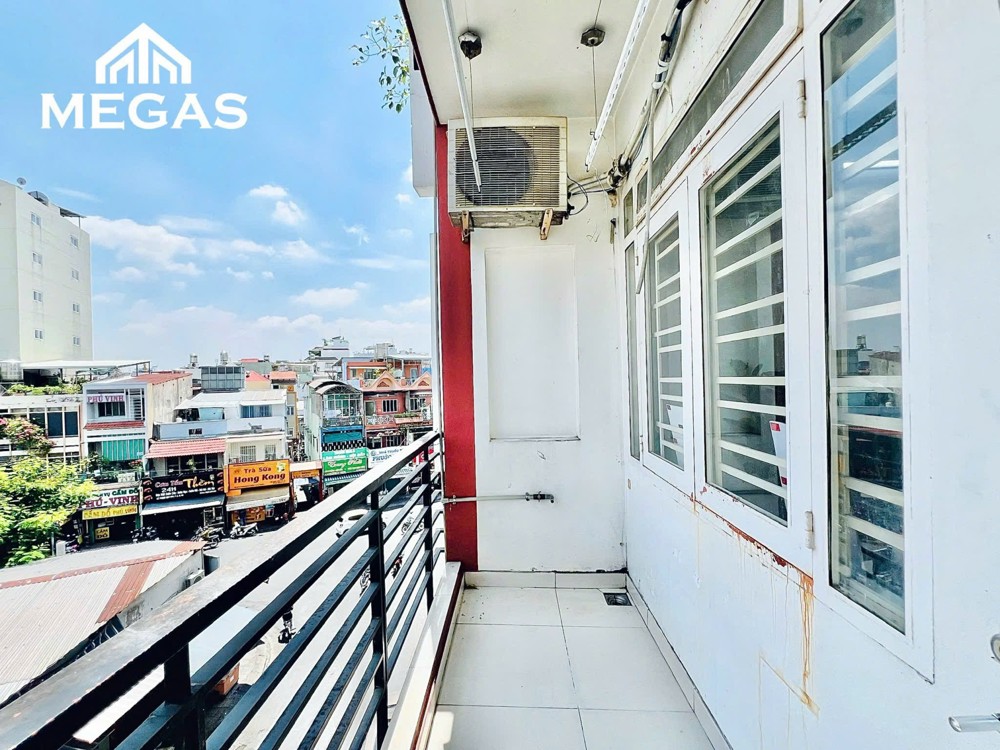 STUDIO BAN CÔNG FULL NỘI THẤT NGAY SÁT CHỢ PHẠM VĂN HAI - TÂN BÌNH