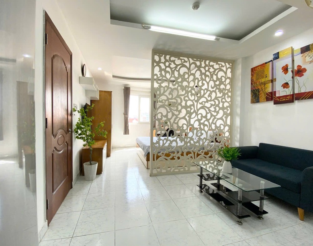 STUDIO CỬA SỔ TRỜI TÁCH BẾP GIÁP Q3