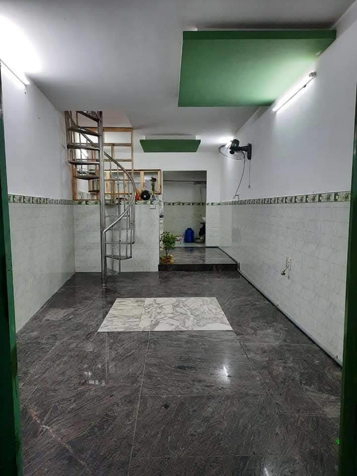 Nhà cho thuê 2pn1wc Đường Hoàng diệu 2, Linh Trung - trệt lầu giá 6tr/tháng