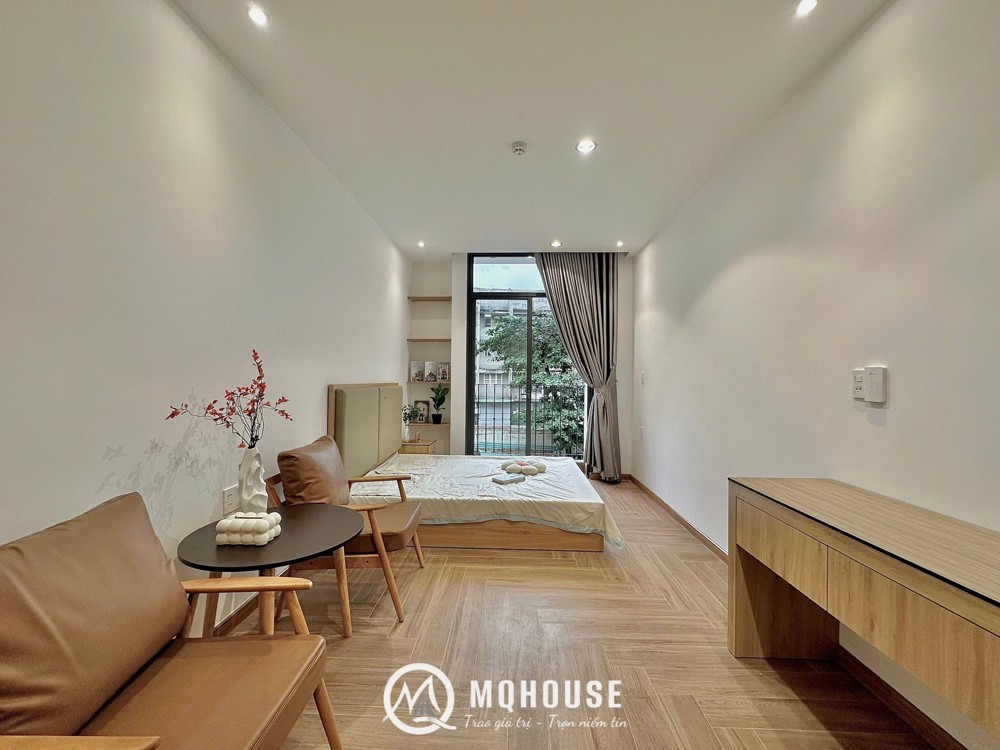 CĂN HỘ STUDIO FULL NỘI THẤT BAN CÔNG NGAY NHÀ GA T4