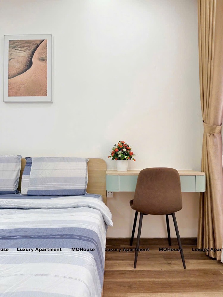 CĂN HỘ STUDIO BAN CÔNG FULL NỘI THẤT GIÁP Q3 _ CÁCH SÂN BAY TSN CHỈ VÀI PHÚT