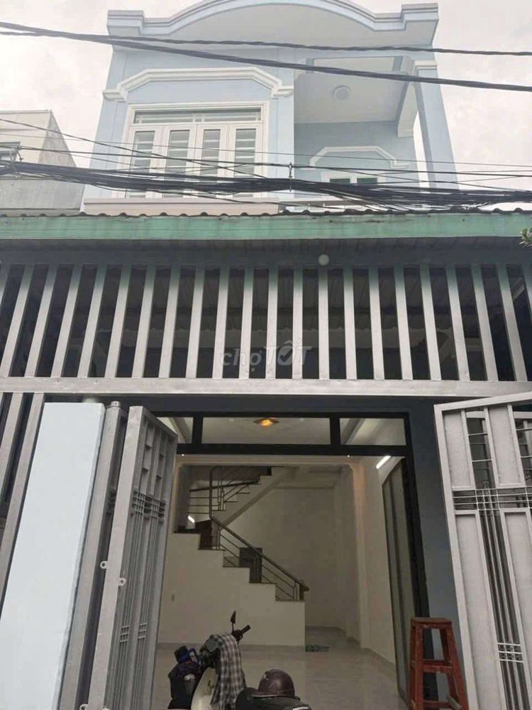 Cho thuê nhà Đường số 7, P.Linh Tây, Thủ Đức – 2PN + phòng thờ – 2WC – 9tr/tháng