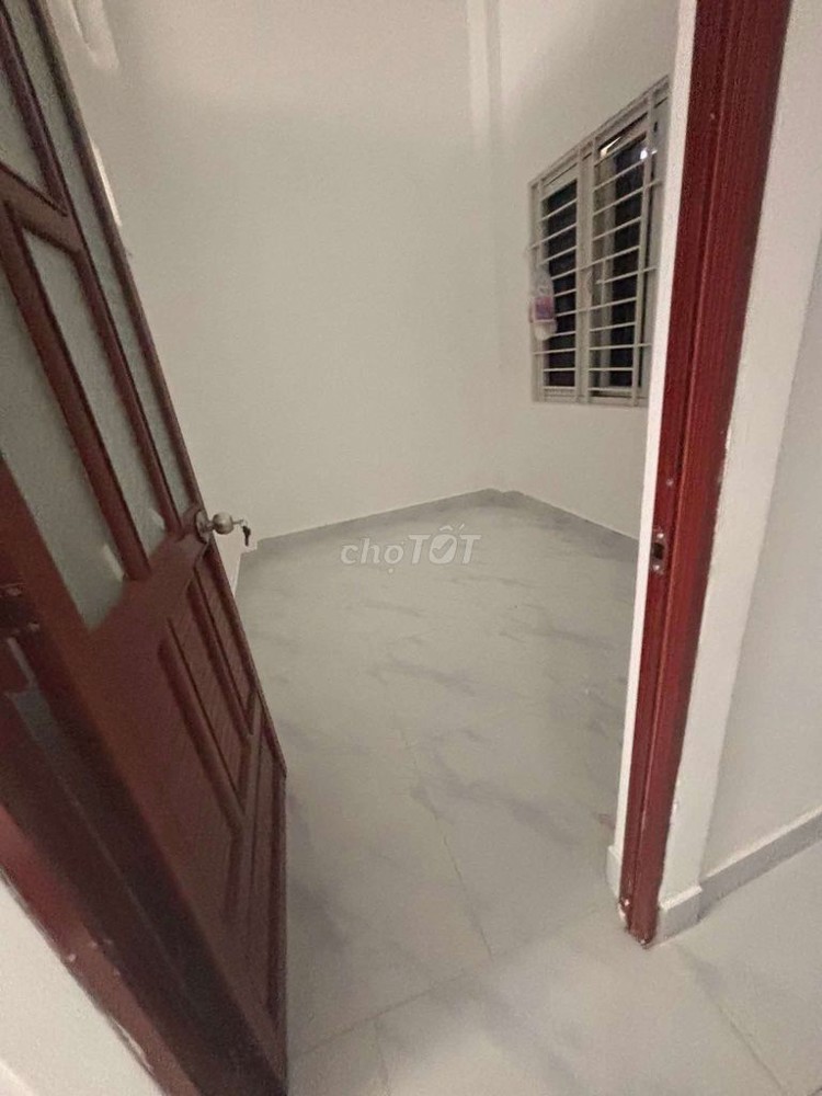 Cho thuê nhà Đường số 7, P.Linh Tây, Thủ Đức – 2PN + phòng thờ – 2WC – 9tr/tháng