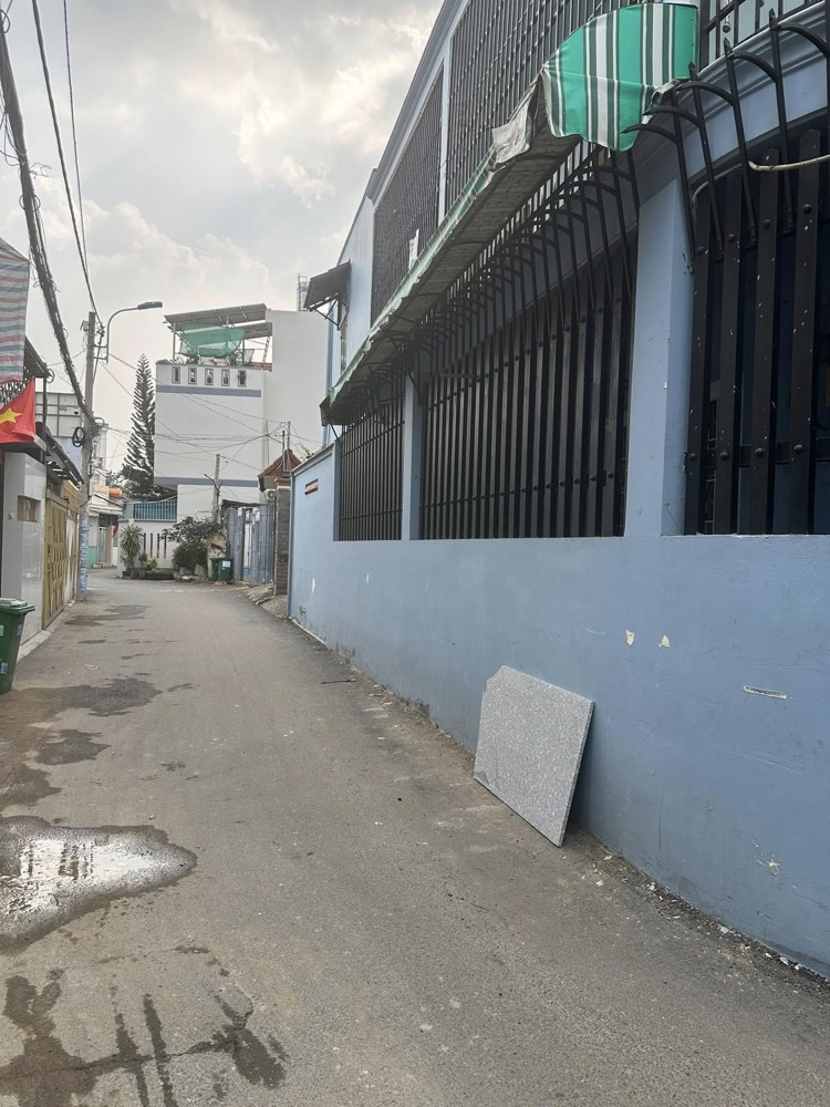 Cho thuê nhà hẻm ô tô Đường Số 9, P.Linh Tây, Thủ Đức – 180m², 4PN2WC, ở ngay – 10tr/tháng