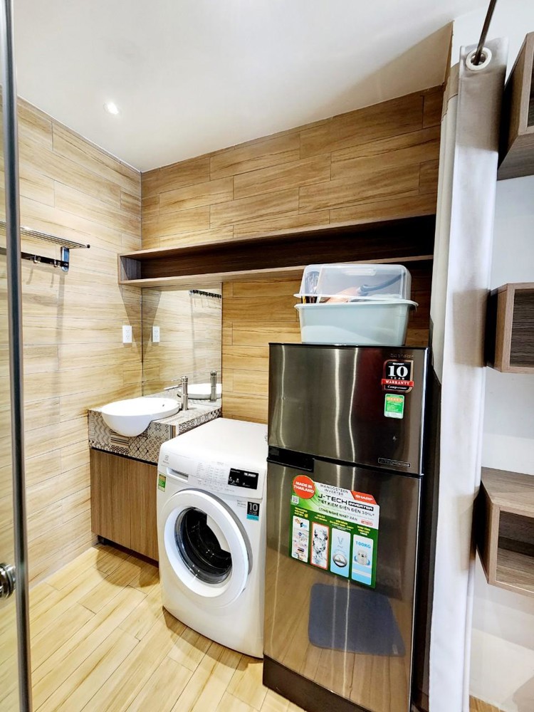 CĂN HỘ STUDIO BAN CÔNG FULL NỘI THẤT MÁY GIẶT RIÊNG NGAY SÂN BAY TÂN SƠN NHẤT - TÂN BÌNH