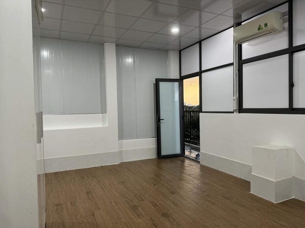 (4tr) Cho thuê phòng trọ gần Chung cư 4S Linh Đông – 35m², ban công – máy lạnh