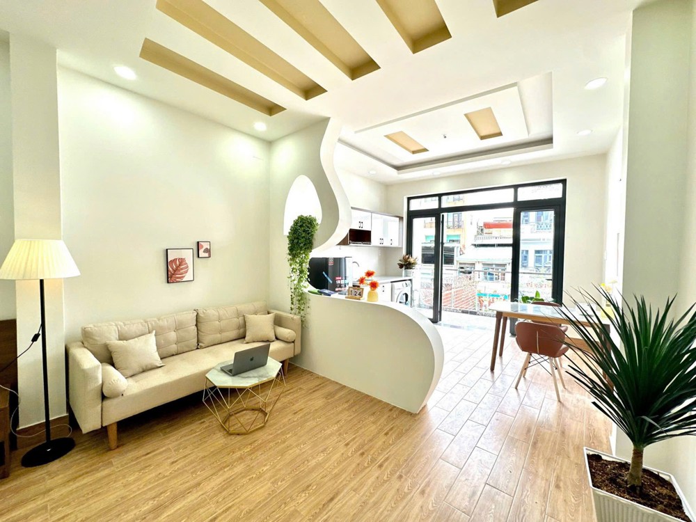 STUDIO FULL NỘI THẤT BAN CÔNG NGAY NGÃ TƯ BẢY HIỀN