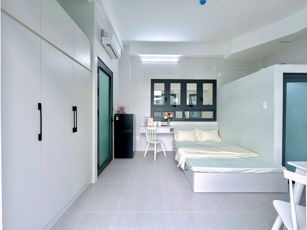 DUPLEX BAN CÔNG FULL NỘI THẤT NGAY ĐẠI HỌC VĂN HIẾN - TÂN BÌNH