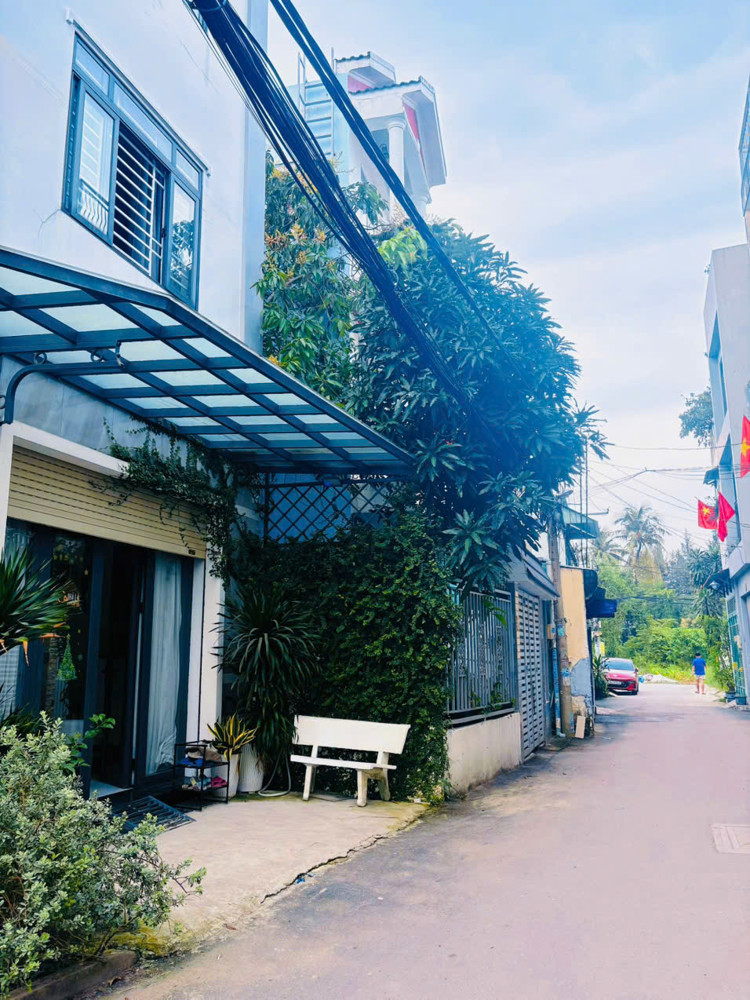 (17tr) Cho thuê nhà góc 2MT Đường 22 Linh Đông_4PN3WC_180m²_đậu ô tô_17tr TL