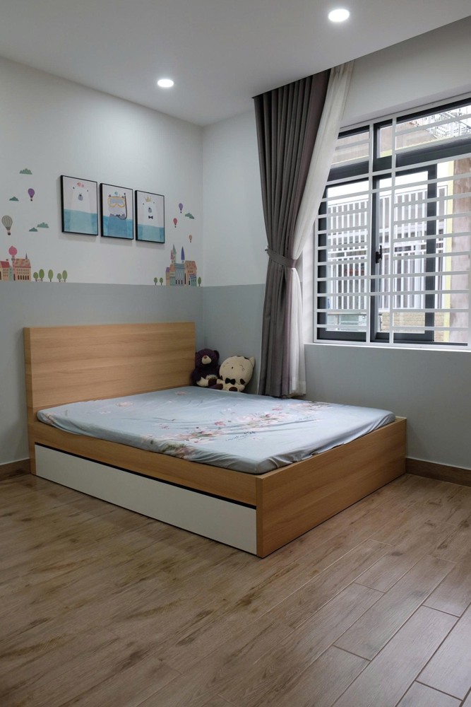(17tr) Cho thuê nhà góc 2MT Đường 22 Linh Đông_4PN3WC_180m²_đậu ô tô_17tr TL
