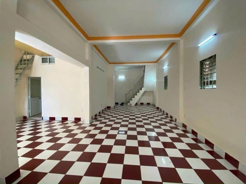 (10tr) Cho thuê nhà Đường số 4 Linh Tây, DT 105m² 4PN2WC sân rộng gần chợ giá 10tr/tháng