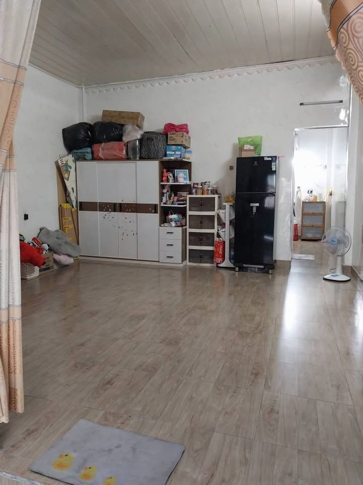 (5.5tr) Cho thuê nhà Đường 11, P.Trường Thọ. 5x13m 1PN1wc hẻm xe hơi