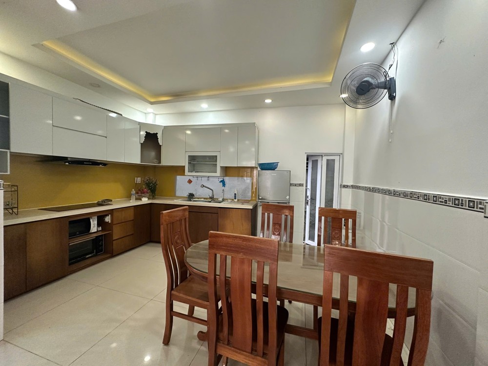 (14tr) Cho Thuê Nhà nguyên căn Đường 40, Hiệp Bình Chánh, 4PN 3WC, full nội thất gần PVĐ – 14tr