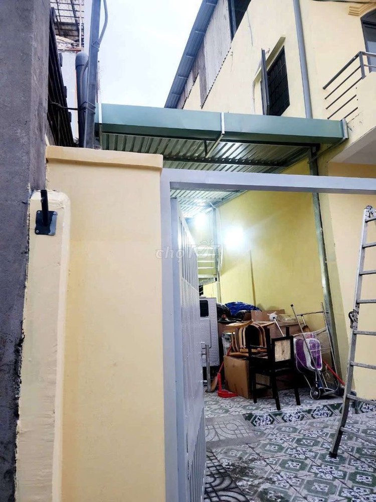 (13tr) Cho Thuê Nhà gần ĐH Cảnh Sát Linh Tây – 8.4x13m – 1 trệt 1 lầu + sân thượng – 3PN 3WC