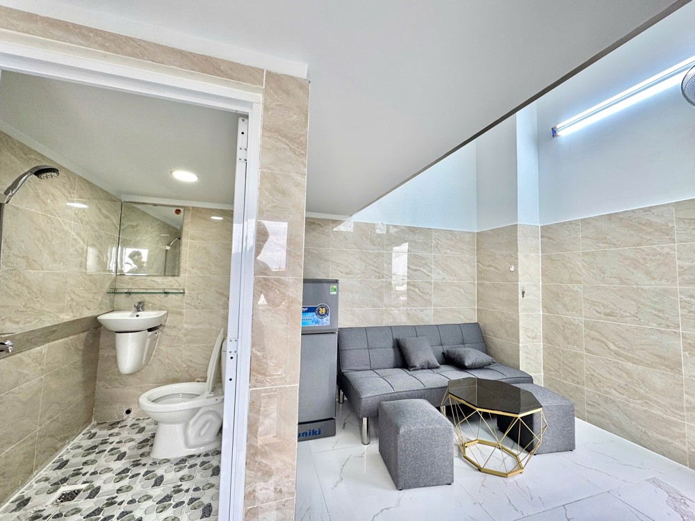 CĂN HỘ DUPLEX BAN CÔNG FULL NỘI THẤT NGAY ĐH VĂN HIẾN