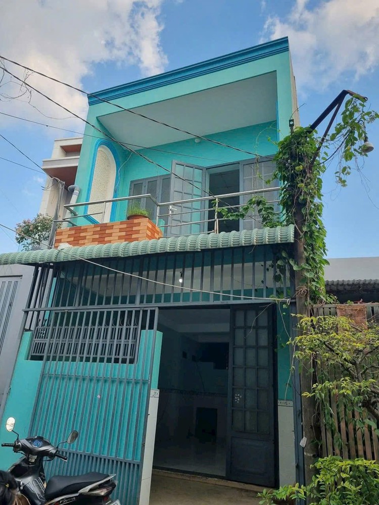 (7.5tr) Nhà 4x17m 1 trệt 1 lầu 2PN 2WC đường 11 Trường Thọ giá 7.5tr