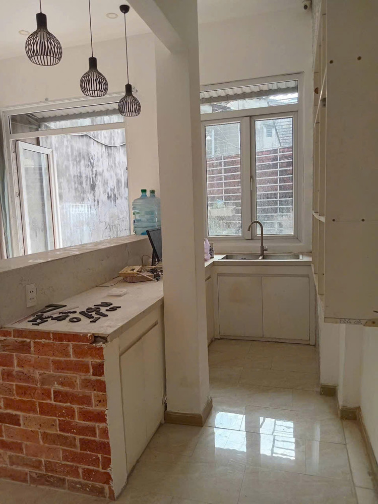 (Giá 8tr) Chính chủ nhà cho thuê 2PN 2WC hẻm 39 đường số 4, Linh Tây – gần chợ Thủ Đức