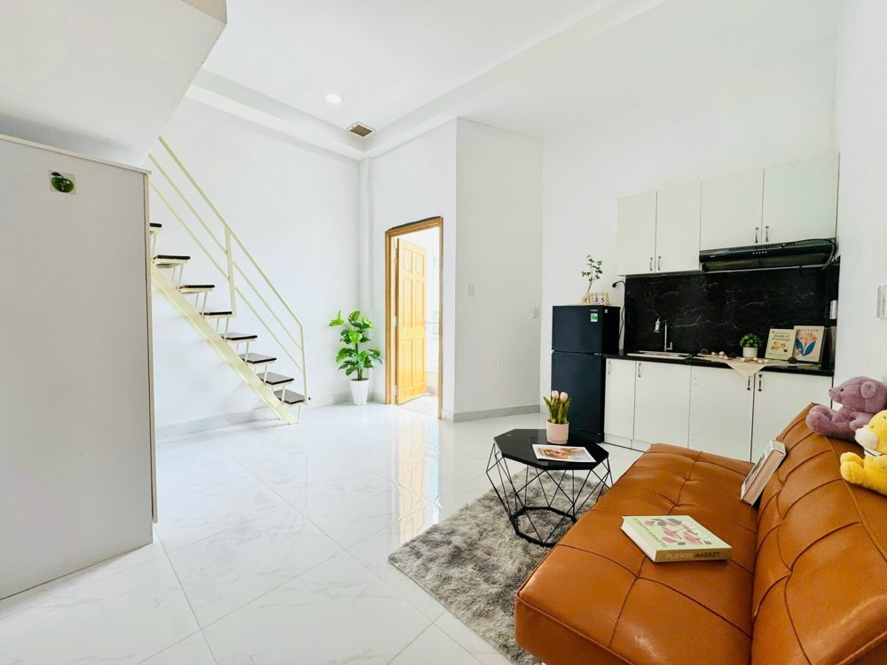 CĂN HỘ DUPLEX FULL NỘI THẤT BAN CÔNG NGAY ĐH VĂN HIẾN