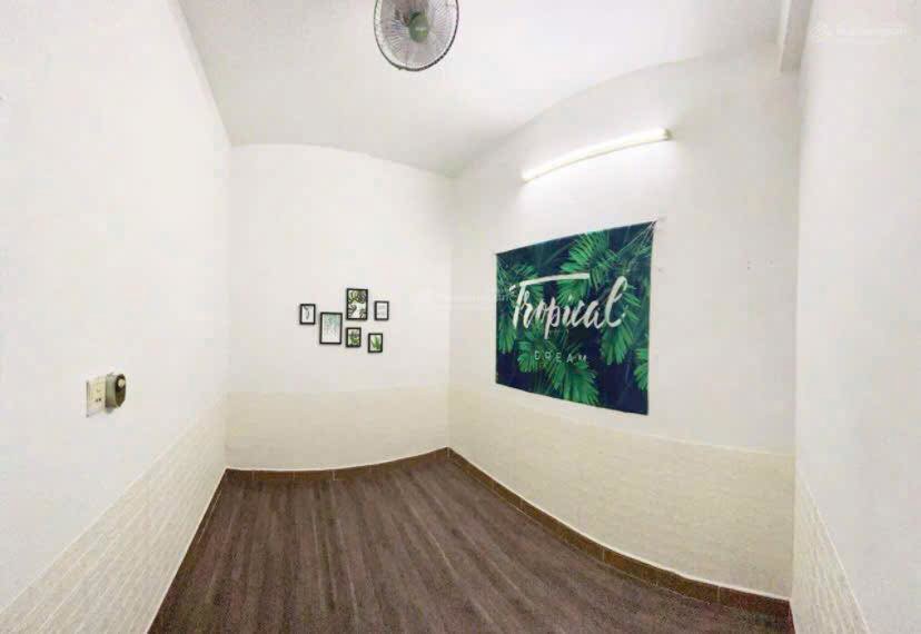 (15tr) Nhà cho thuê mặt tiền Đường Linh Trung, Thủ Đức – 3PN 2WC, 4x20, trệt + lầu