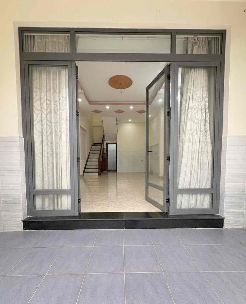 (11tr) Nhà  Cho Thuê 3PN 3WC Đường Phạm Văn Đồng, P. Linh Tây – hẻm ô tô