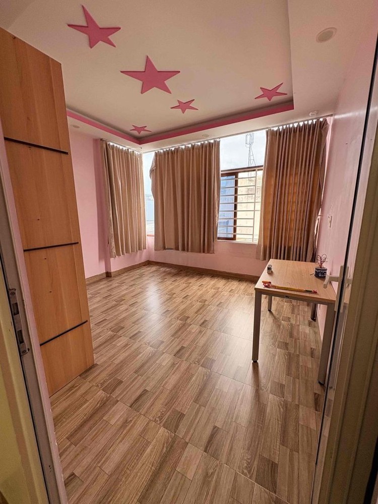 (11tr) Nhà  Cho Thuê 3PN 3WC Đường Phạm Văn Đồng, P. Linh Tây – hẻm ô tô