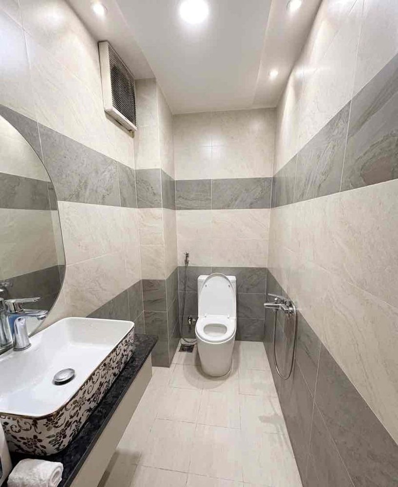 (11tr) Nhà  Cho Thuê 3PN 3WC Đường Phạm Văn Đồng, P. Linh Tây – hẻm ô tô