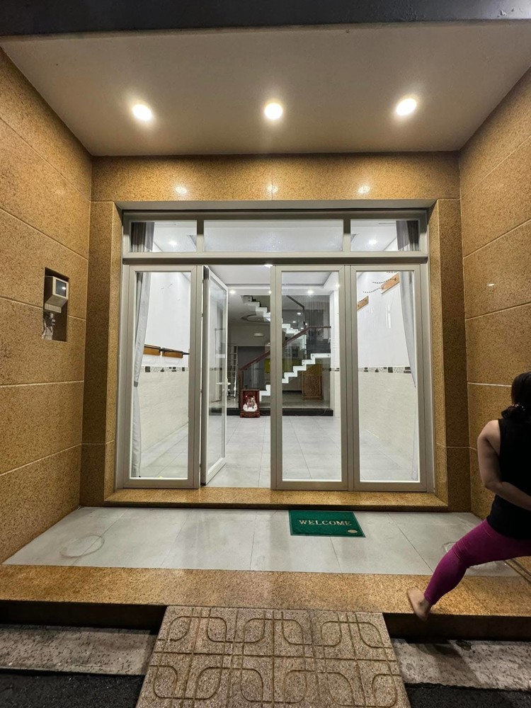 (15tr) Nhà 1 trệt 2 lầu 3PN 4WC gần Hoàng Diệu – Kha Vạn Cân, Linh Trung, Sân đậu oto