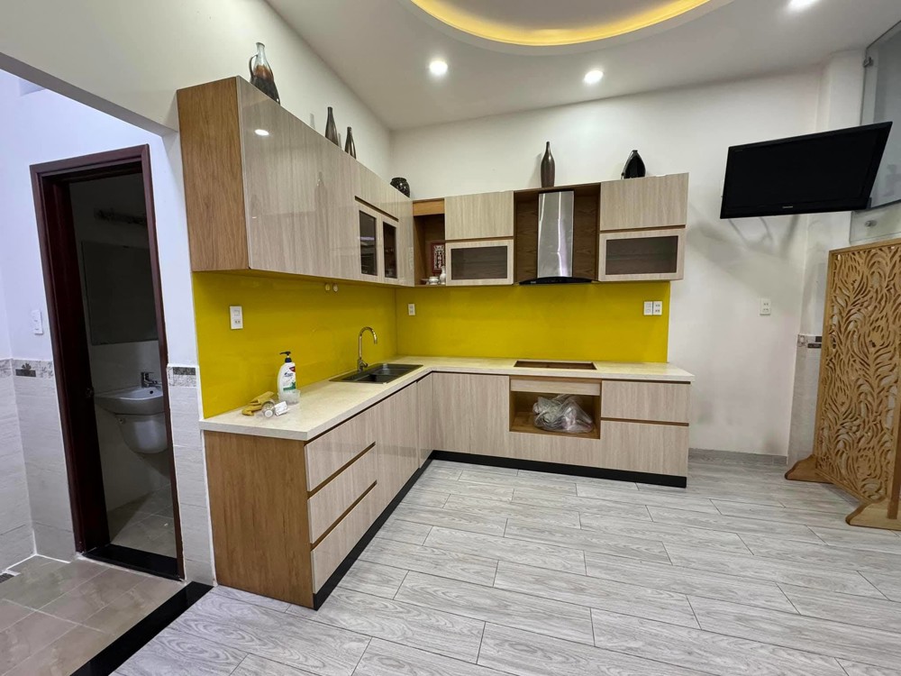 (15tr) Nhà 1 trệt 2 lầu 3PN 4WC gần Hoàng Diệu – Kha Vạn Cân, Linh Trung, Sân đậu oto