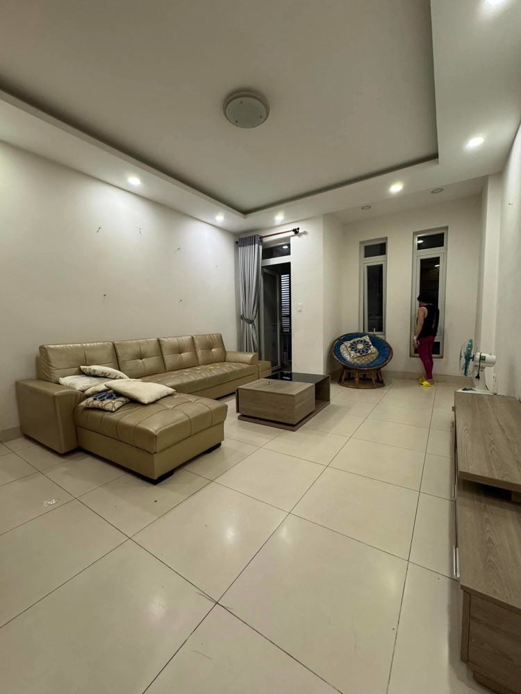 (15tr) Nhà 1 trệt 2 lầu 3PN 4WC gần Hoàng Diệu – Kha Vạn Cân, Linh Trung, Sân đậu oto