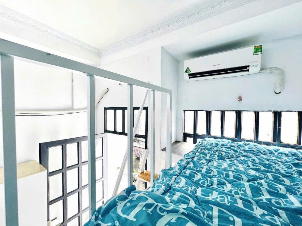 DUPLEX BAN CÔNG NGAY ĐH VĂN HIẾN