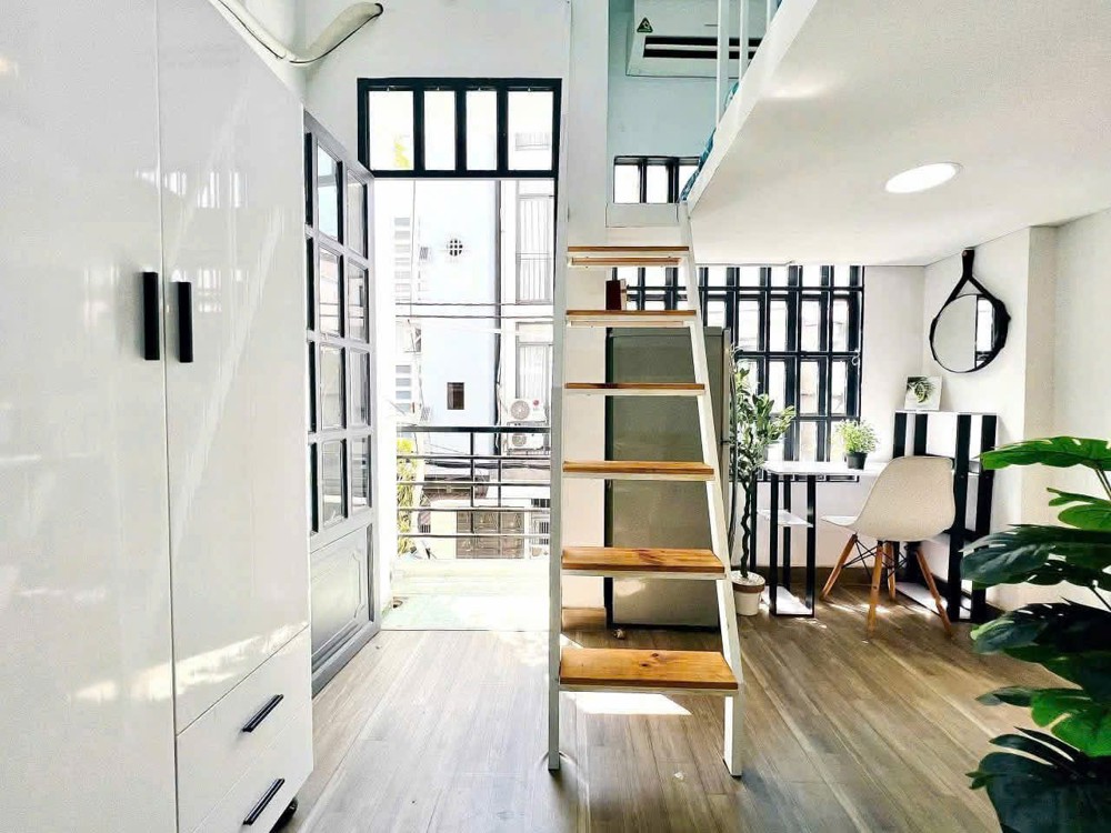 DUPLEX BAN CÔNG NGAY ĐH VĂN HIẾN