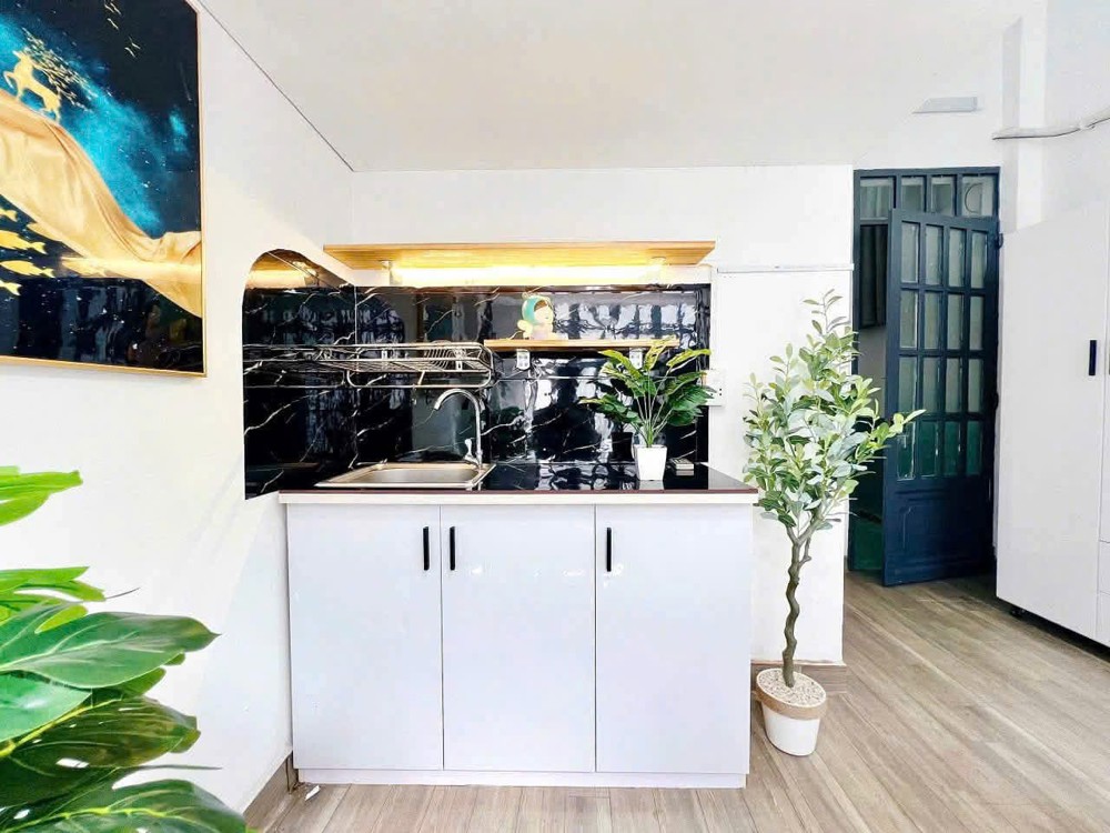 DUPLEX BAN CÔNG NGAY ĐH VĂN HIẾN