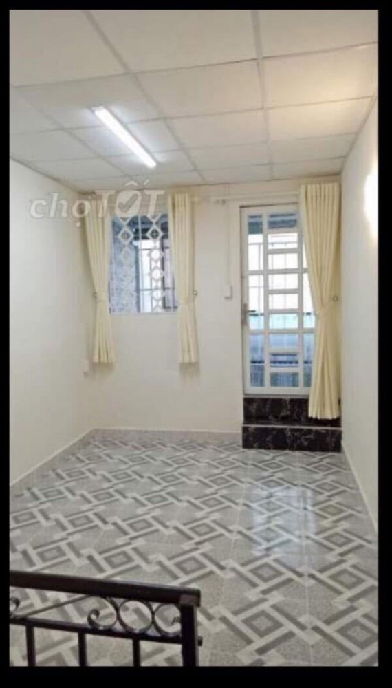 (5tr) Nhà đường 38 gần chợ Hiệp Bình, hẻm 2m, mới dọn vào ở ngay, 1 trệt 1 lầu