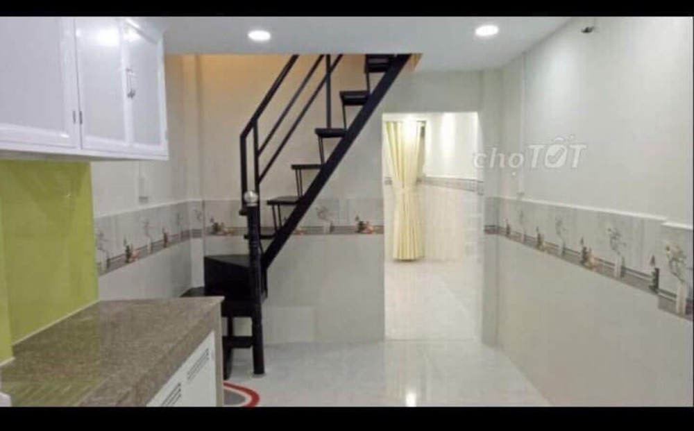 (5tr) Nhà đường 38 gần chợ Hiệp Bình, hẻm 2m, mới dọn vào ở ngay, 1 trệt 1 lầu